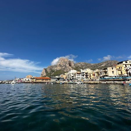 Apartamento Casa Vacanze La Rocca 2 Palermo Exterior foto