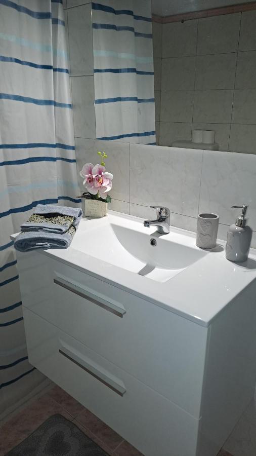Apartamento Casa Vacanze La Rocca 2 Palermo Exterior foto